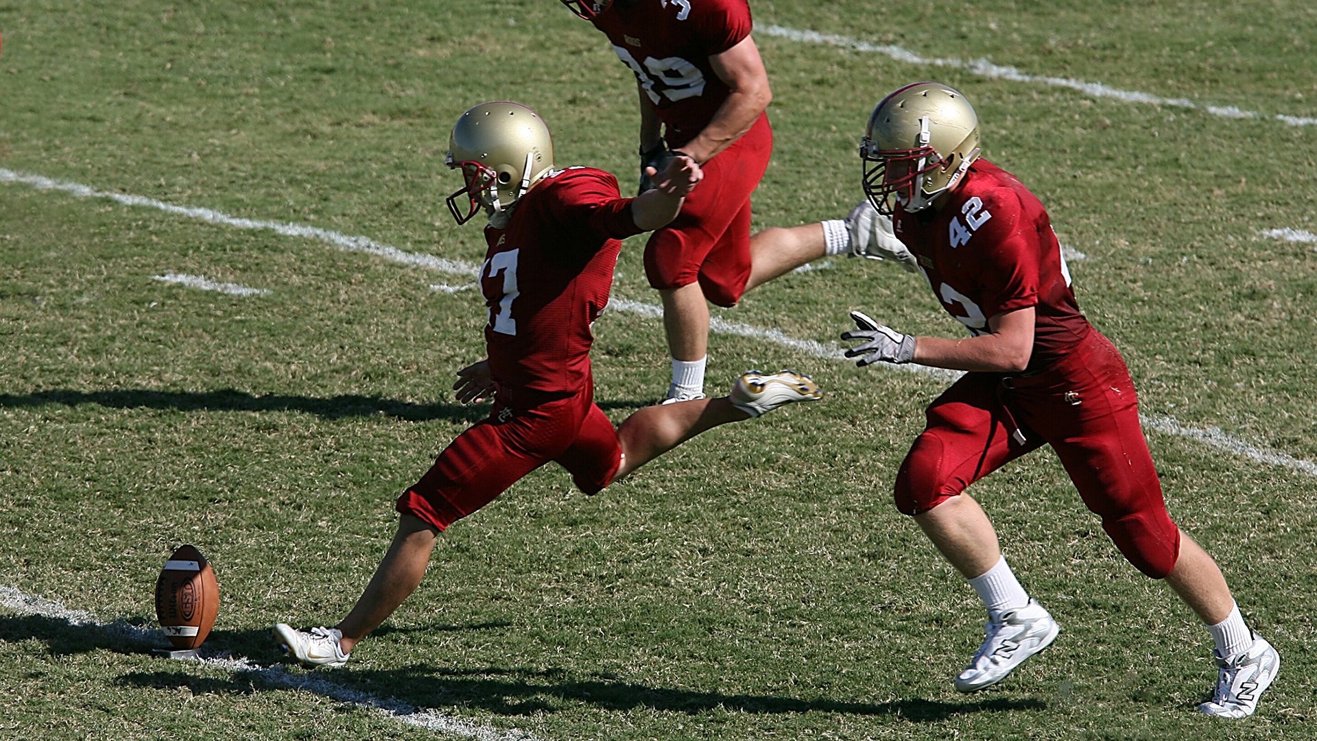 体坛记忆|逆袭名场面!巴赫拉姆耍阴招被扣分,莫里飞膝逆袭引爆全场